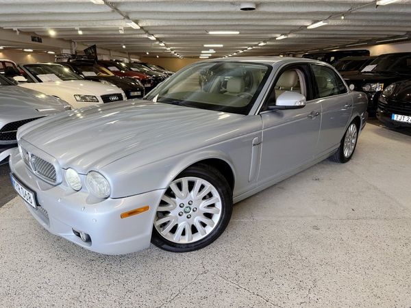 Jaguar XJ 2.7 V6 Svensksåld - 2008