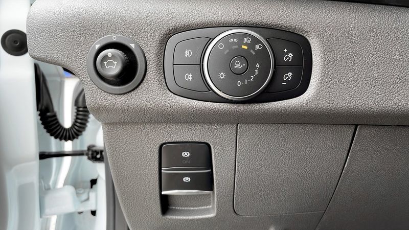 Ford Transit bild 17