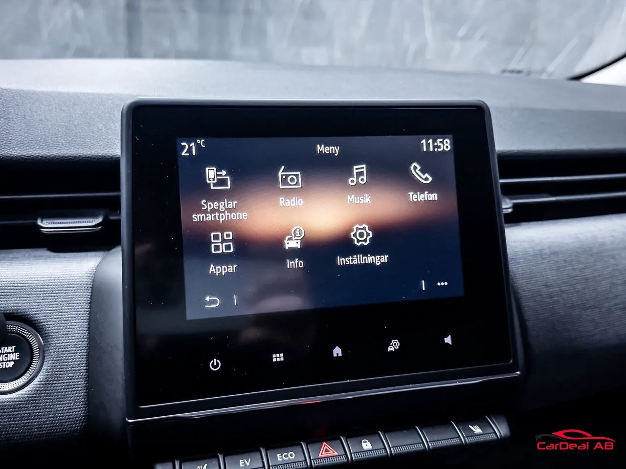 Vehicle image 21
