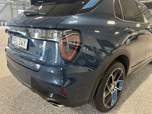 Lynk & Co 01 bild 8