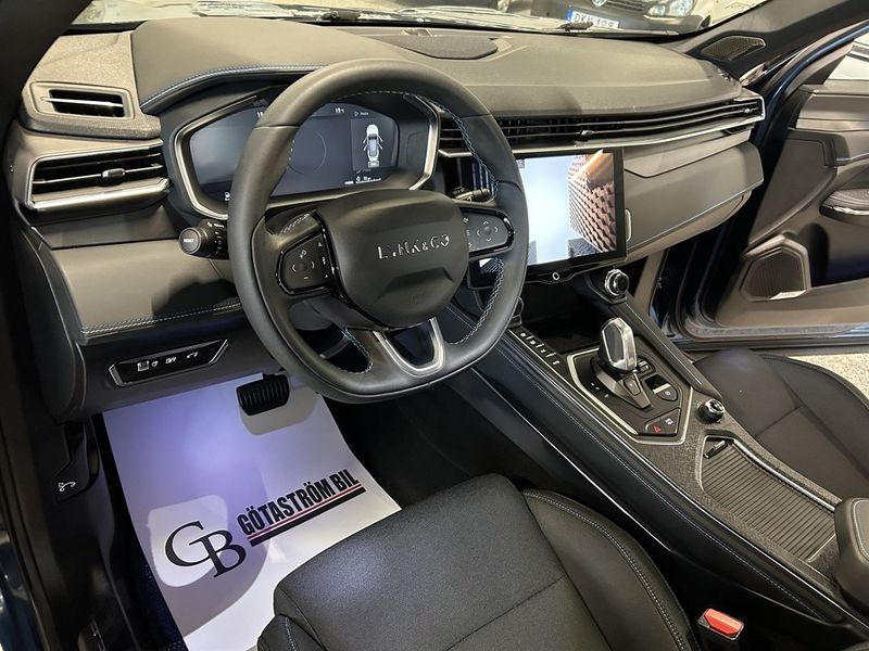 Lynk & Co 01 bild 13