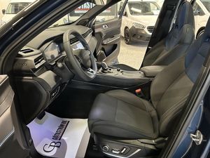 Lynk & Co 01 bild 12