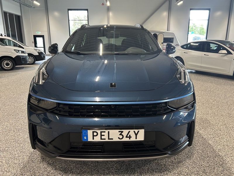 Lynk & Co 01 bild 10