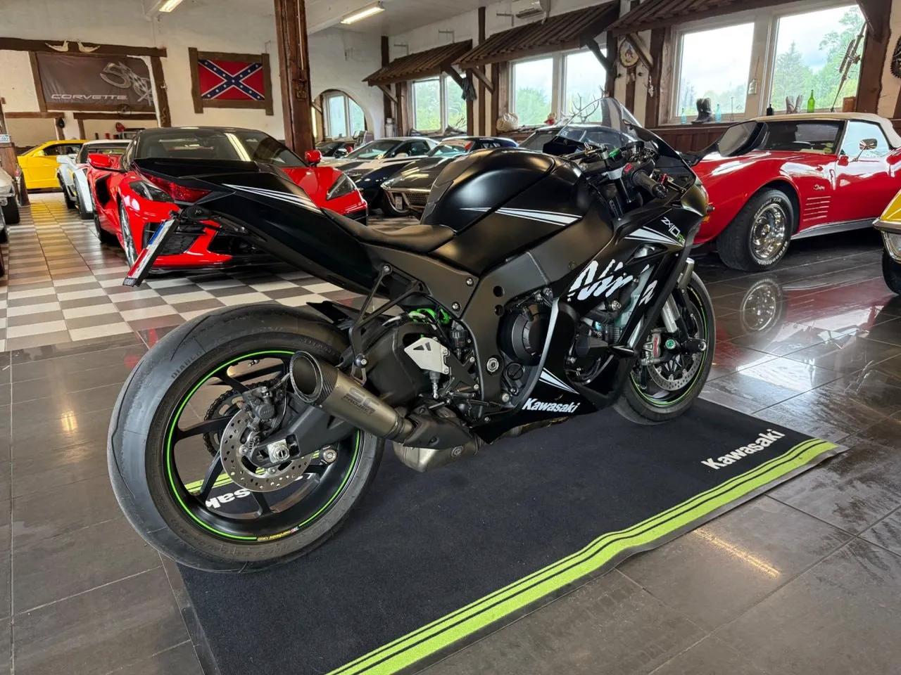 Vehicle image 2