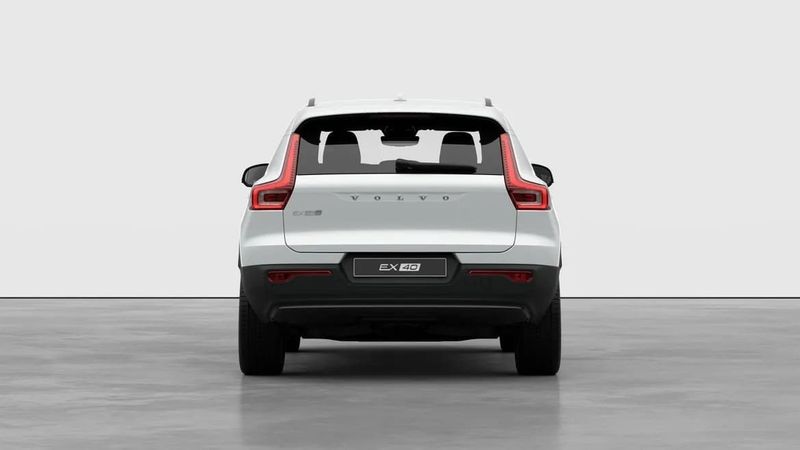 Volvo EX40 bild 7