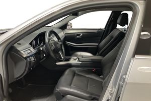 Mercedes E220 bild 8