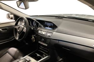 Mercedes E220 bild 7