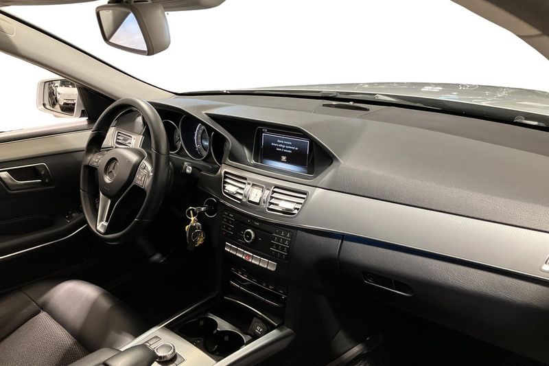 Mercedes E220 bild 7