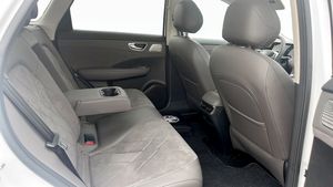 MG S6 EV bild 5