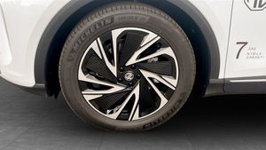 MG S6 EV bild 9