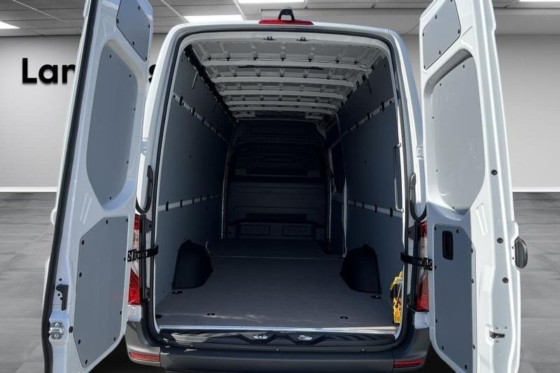 Mercedes e-Sprinter bild 9