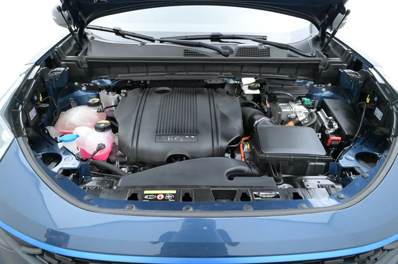 Vehicle image 25