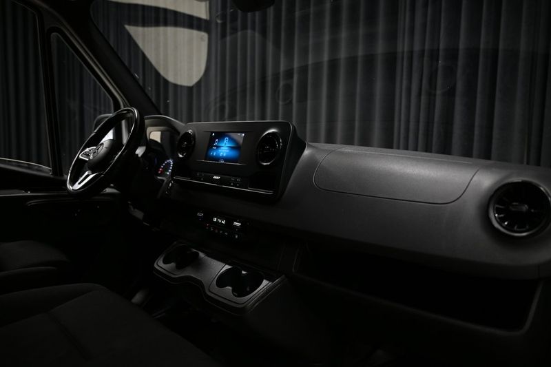 Mercedes Sprinter bild 28