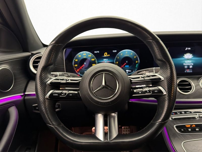 Mercedes E300 bild 14
