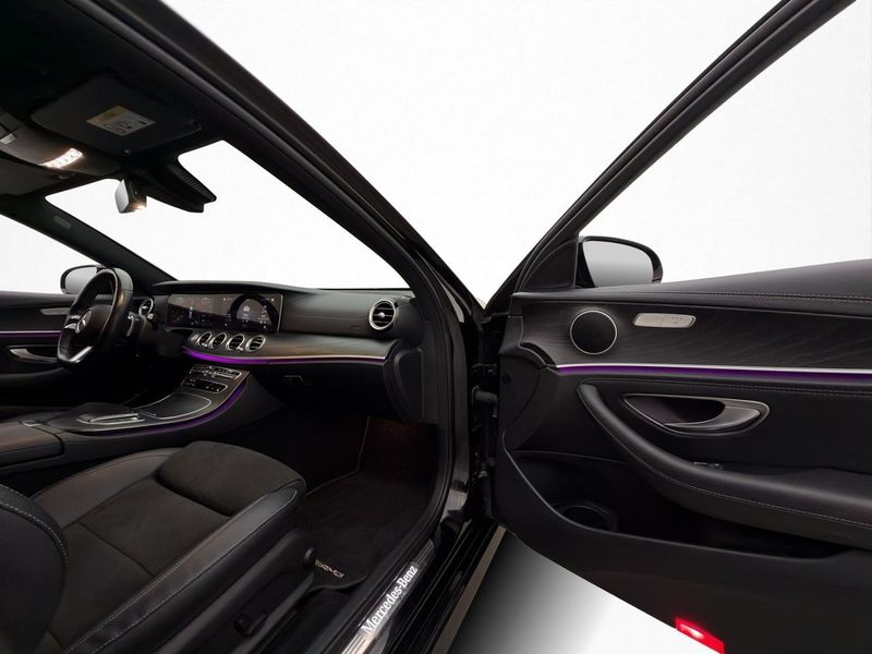 Mercedes E300 bild 12