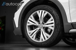Volkswagen Passat bild 8