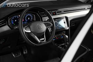 Volkswagen Passat bild 16