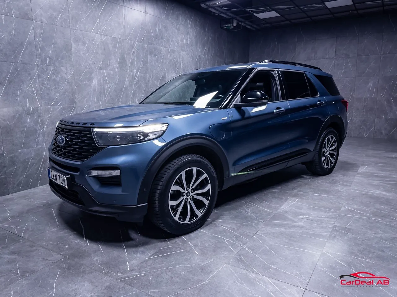Vehicle image 2