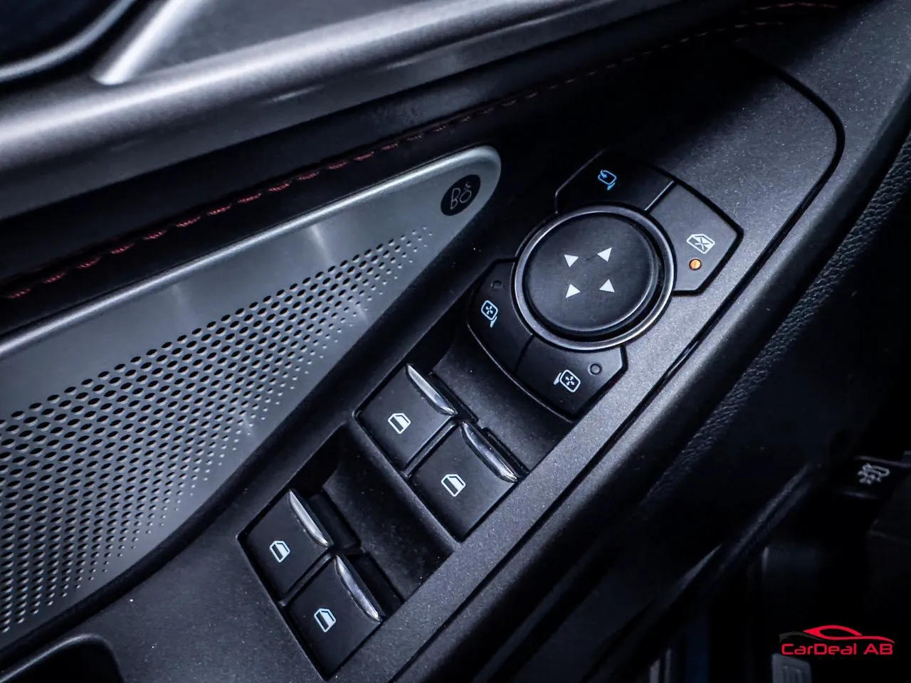 Vehicle image 35