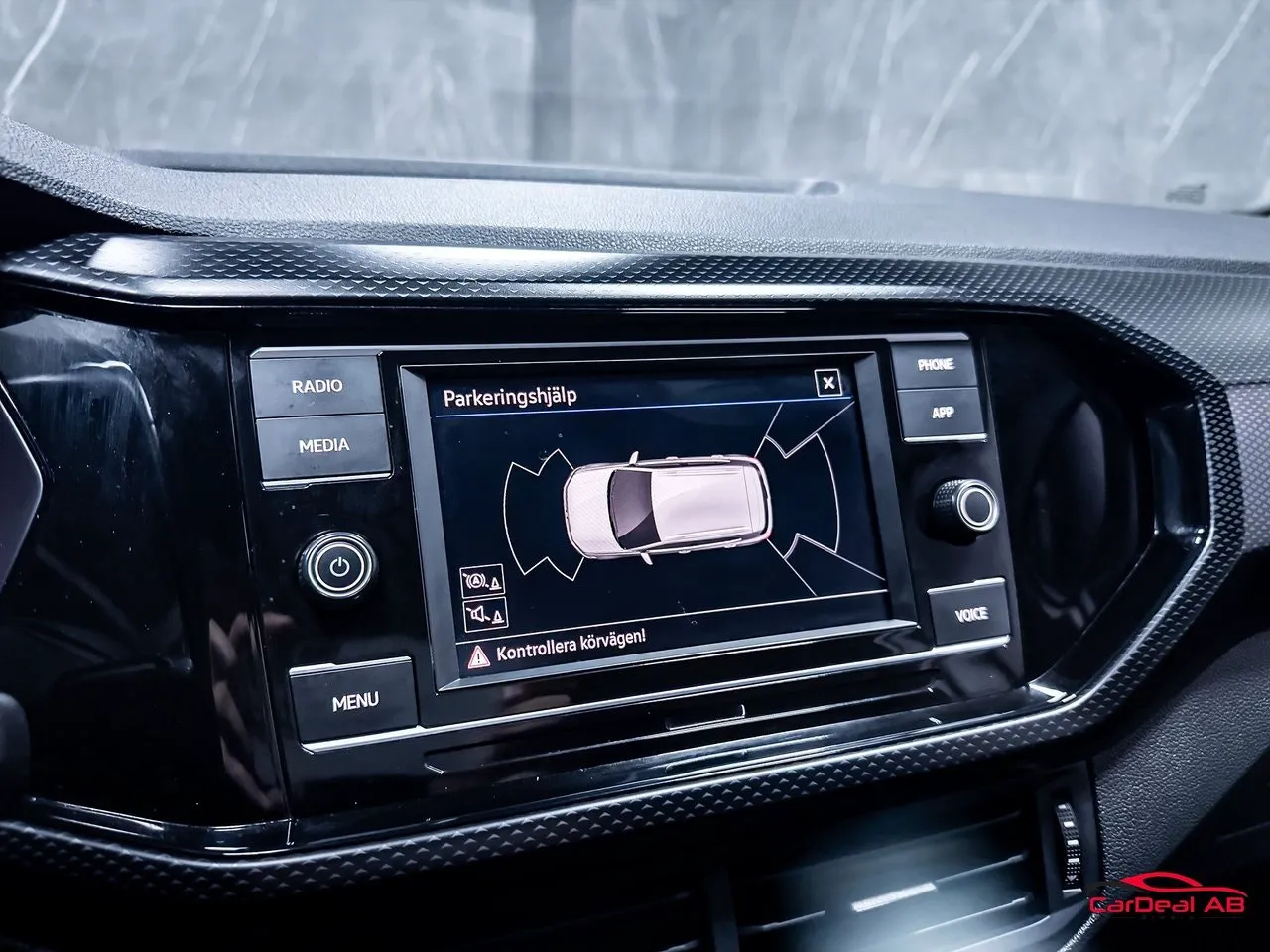 Vehicle image 21
