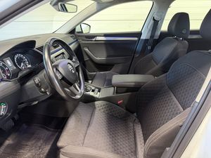 Skoda Superb bild 10