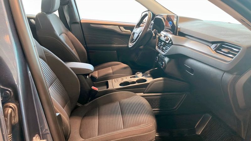 Ford Kuga bild 3