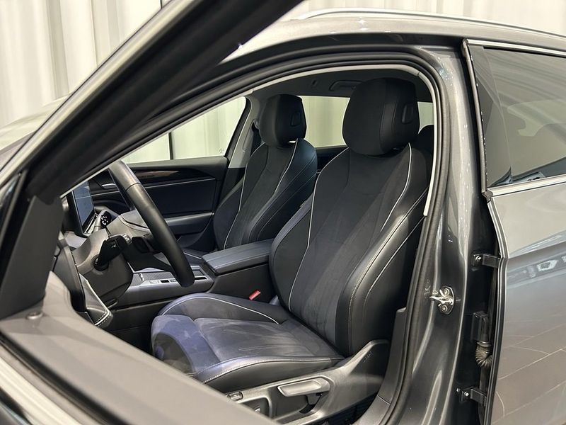 Volkswagen Passat bild 6