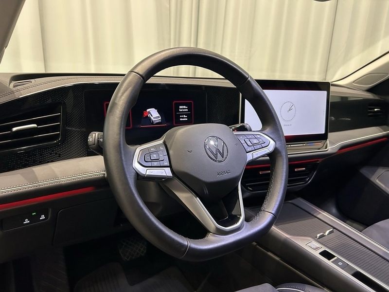 Volkswagen Passat bild 10