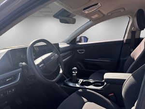 Kia K4 bild 8