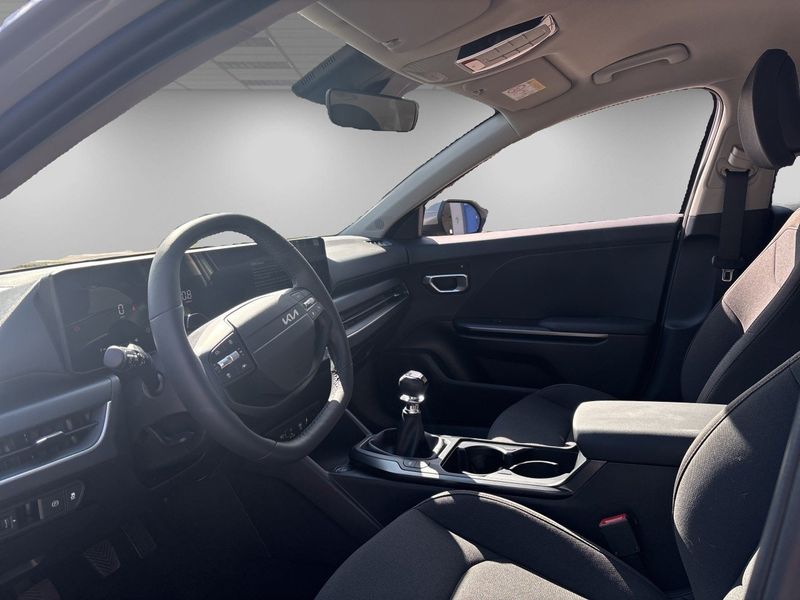 Kia K4 bild 8