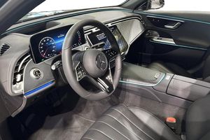 Mercedes E300 bild 6