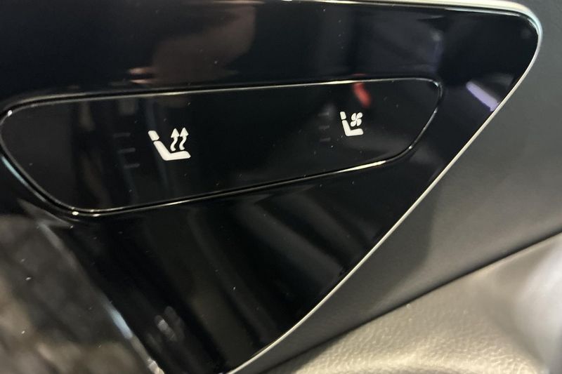 Mercedes E300 bild 12