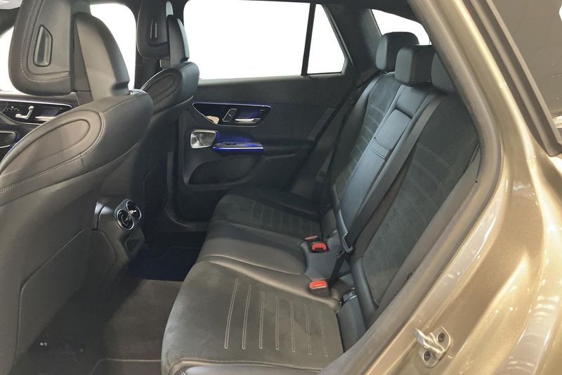 Mercedes GLC300 bild 12