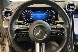 Mercedes GLC300 bild 17