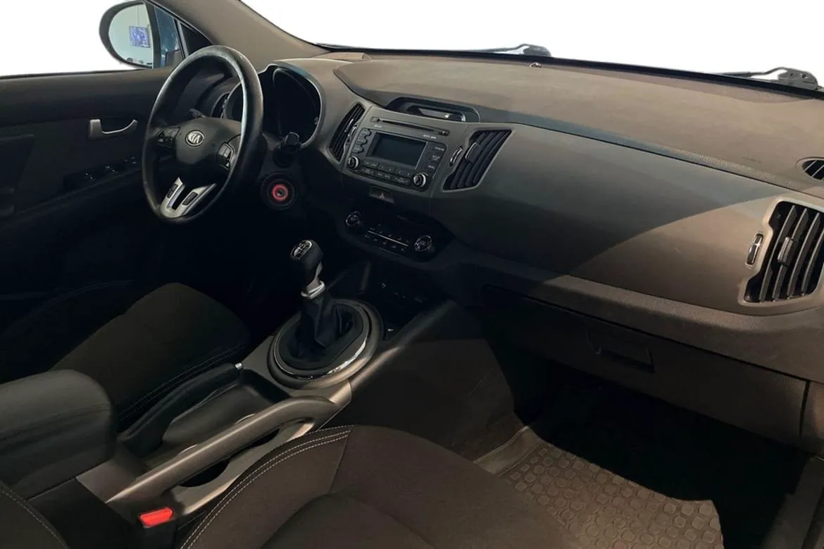 Vehicle image 14