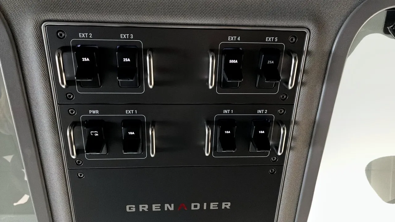 Vehicle image 20