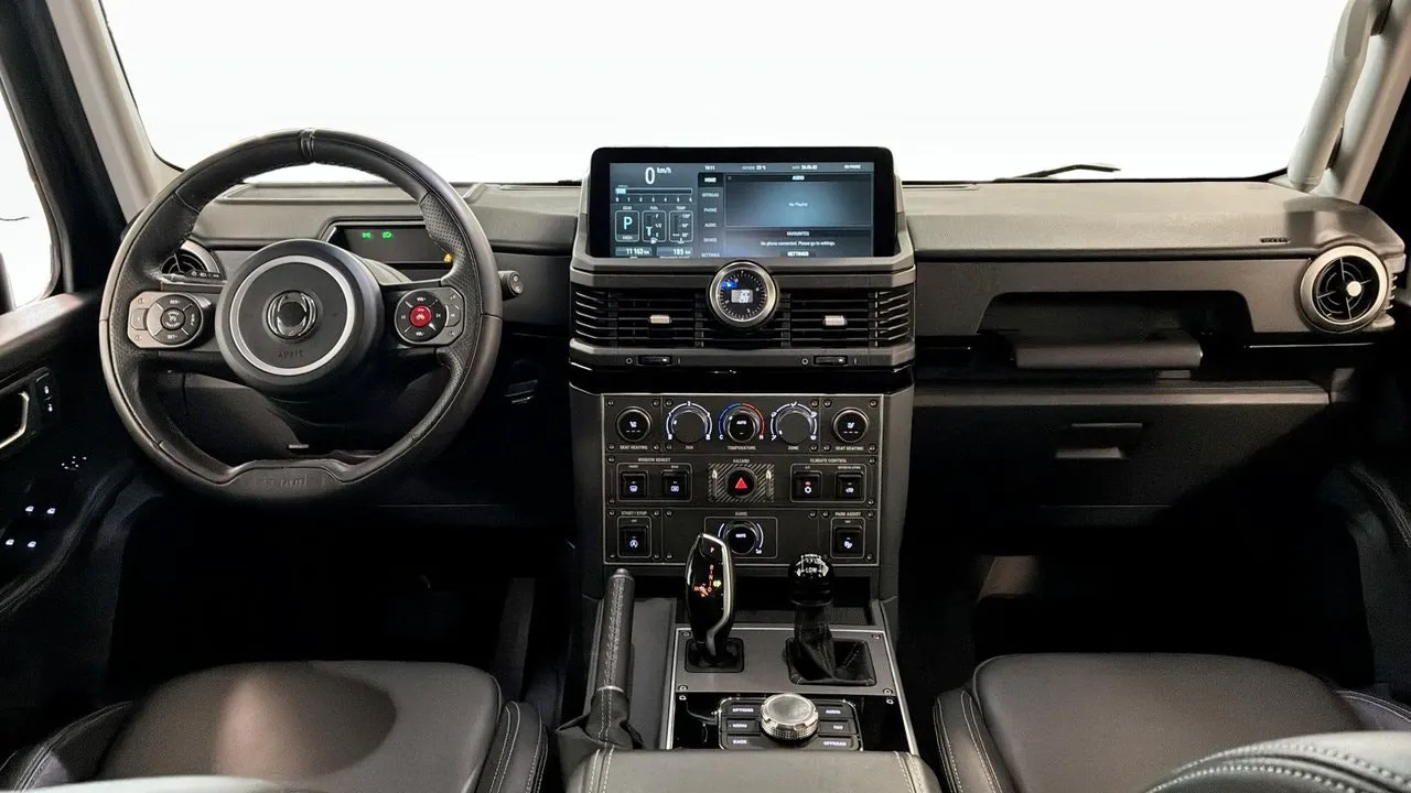 Vehicle image 3