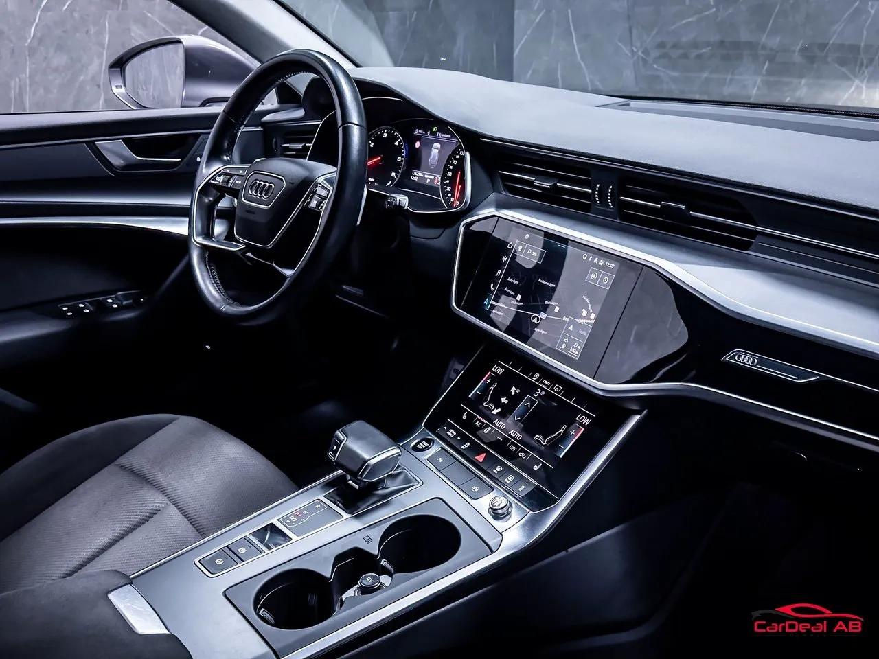 Vehicle image 12