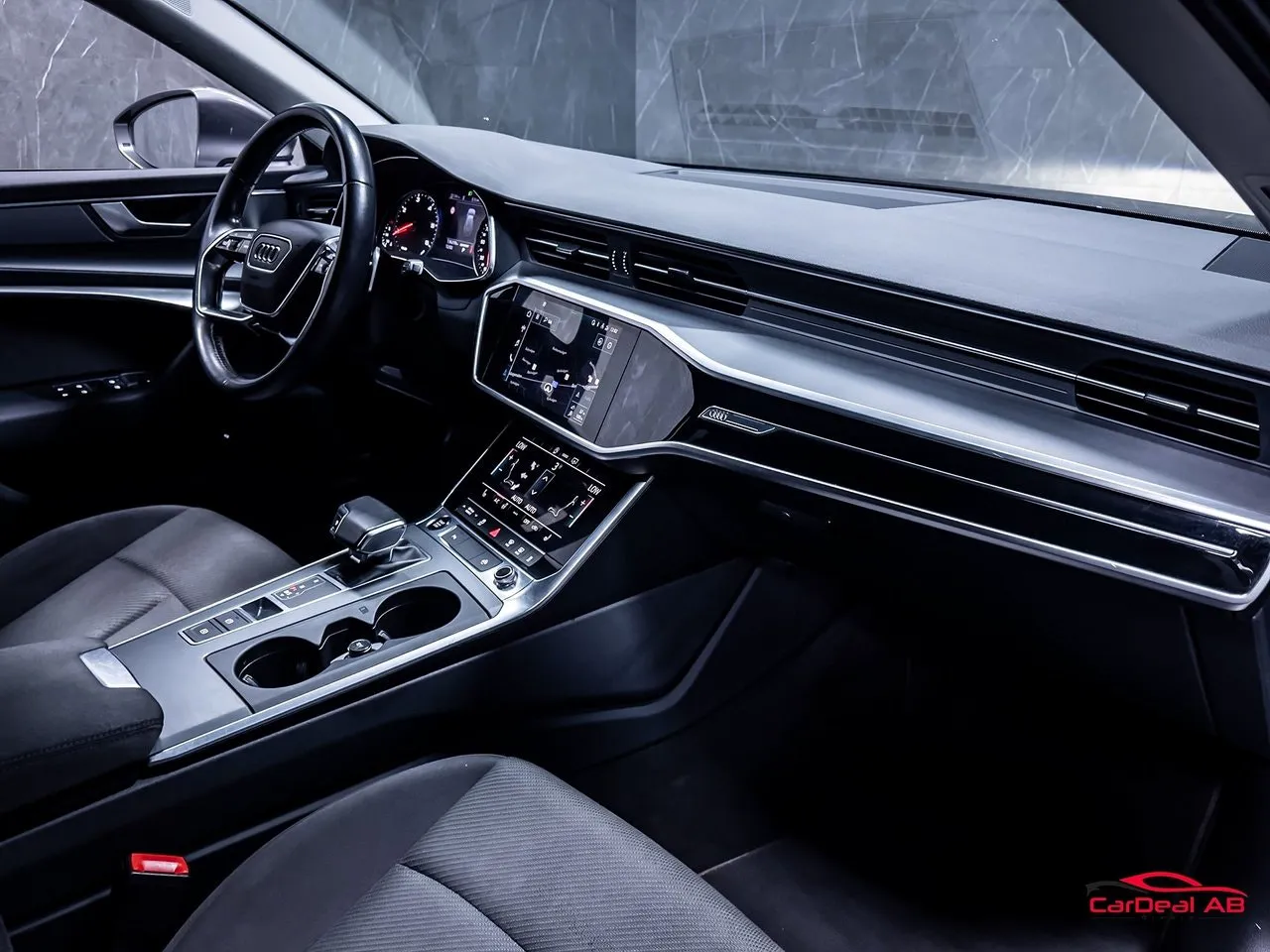 Vehicle image 13
