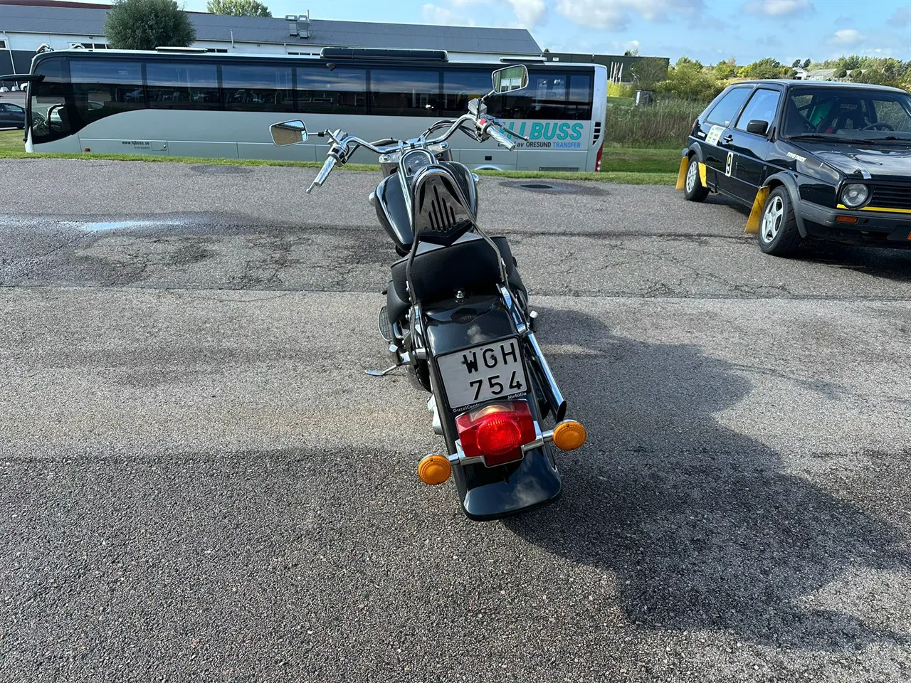 Vehicle image 8