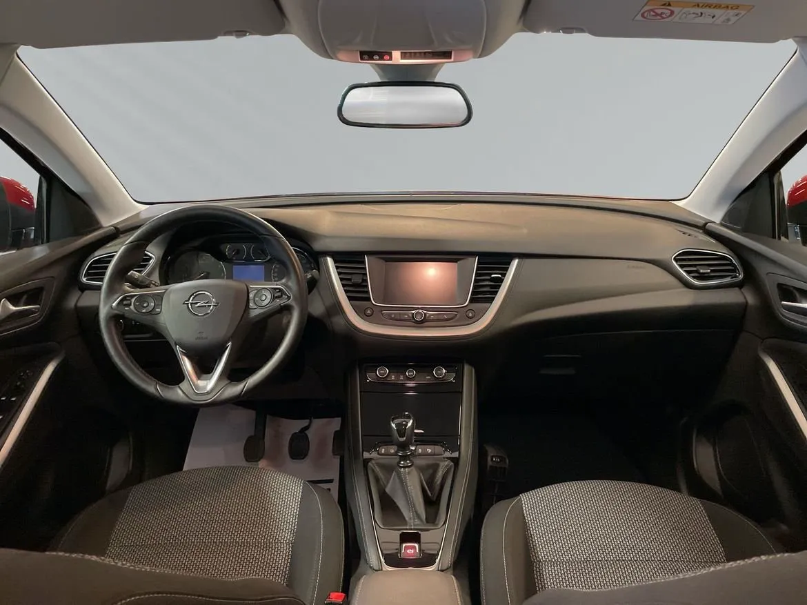 Vehicle image 7