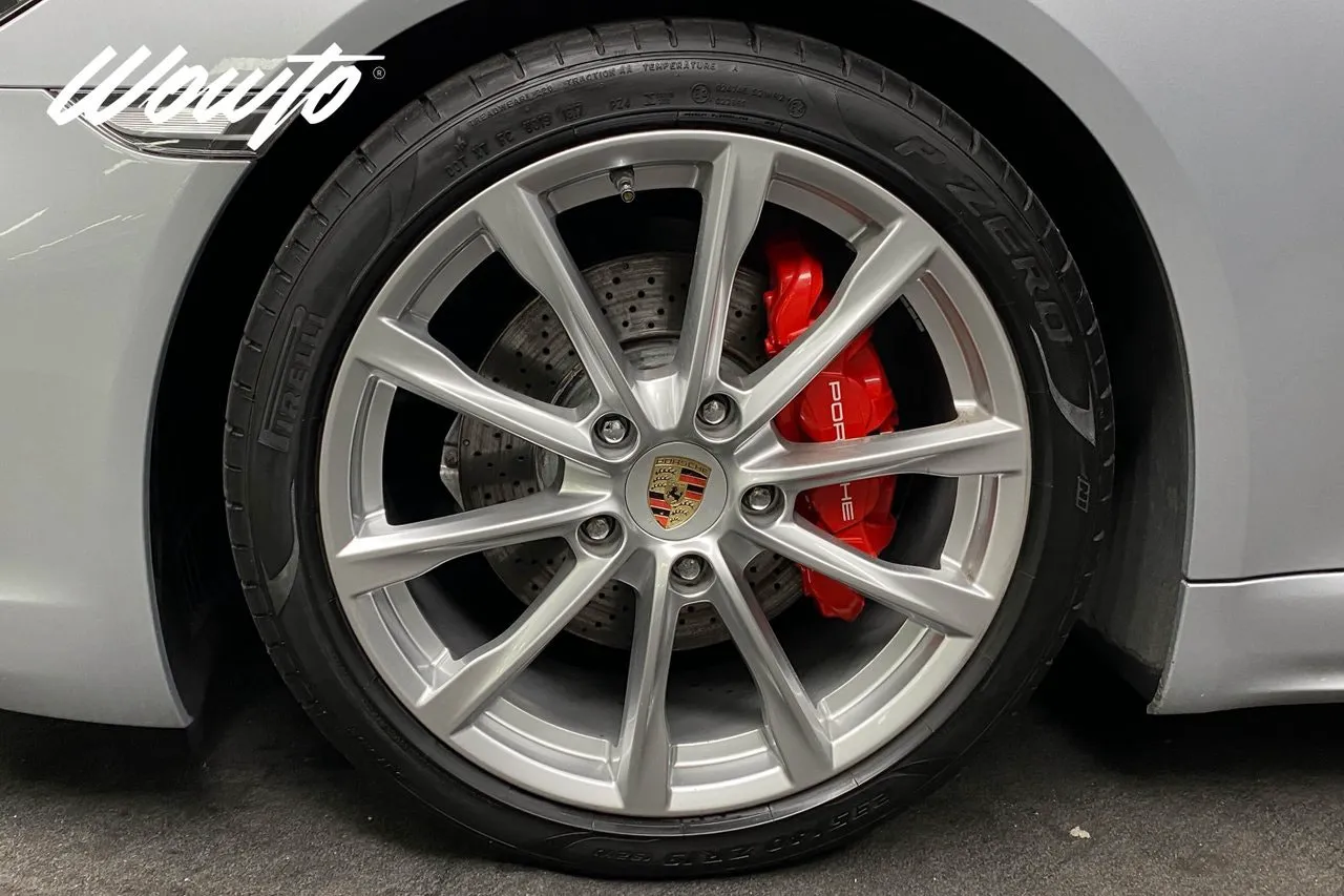 Vehicle image 21