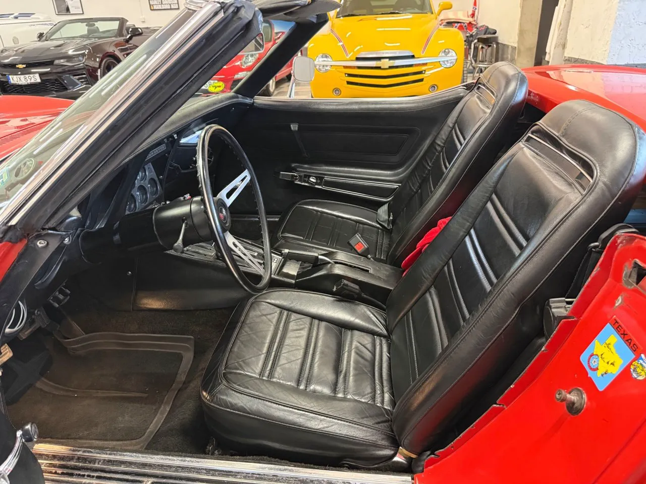 Vehicle image 17