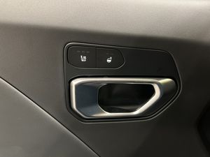 Kia K4 bild 18