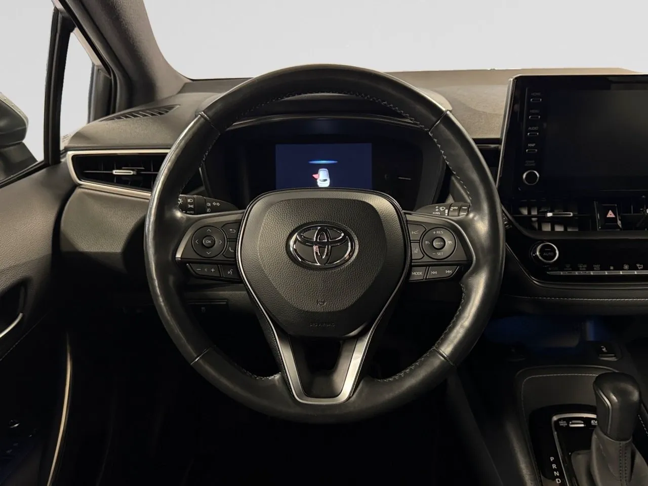 Vehicle image 14