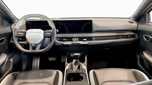 Kia K4 bild 7