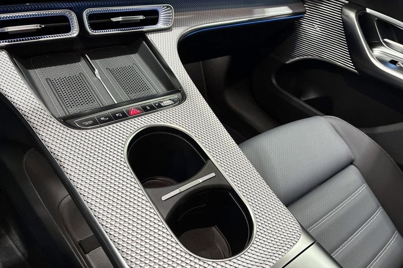 Mercedes GLC400 bild 11