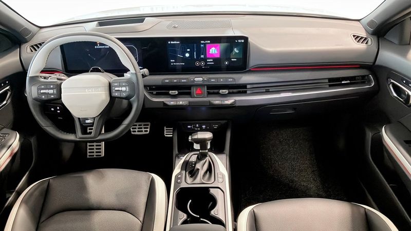 Kia K4 bild 4