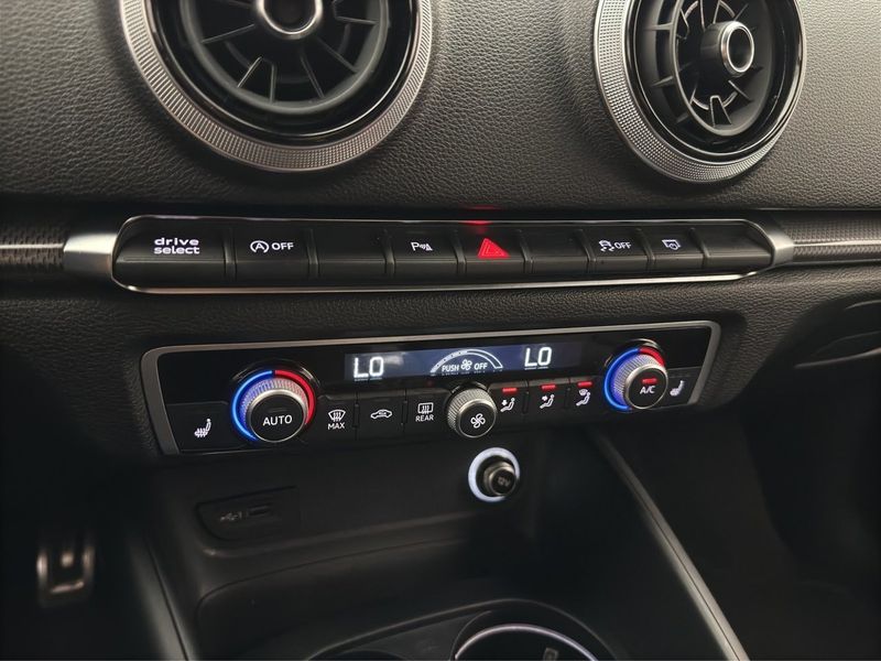 Audi RS3 bild 28