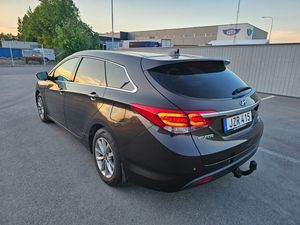 Hyundai i40 bild 2